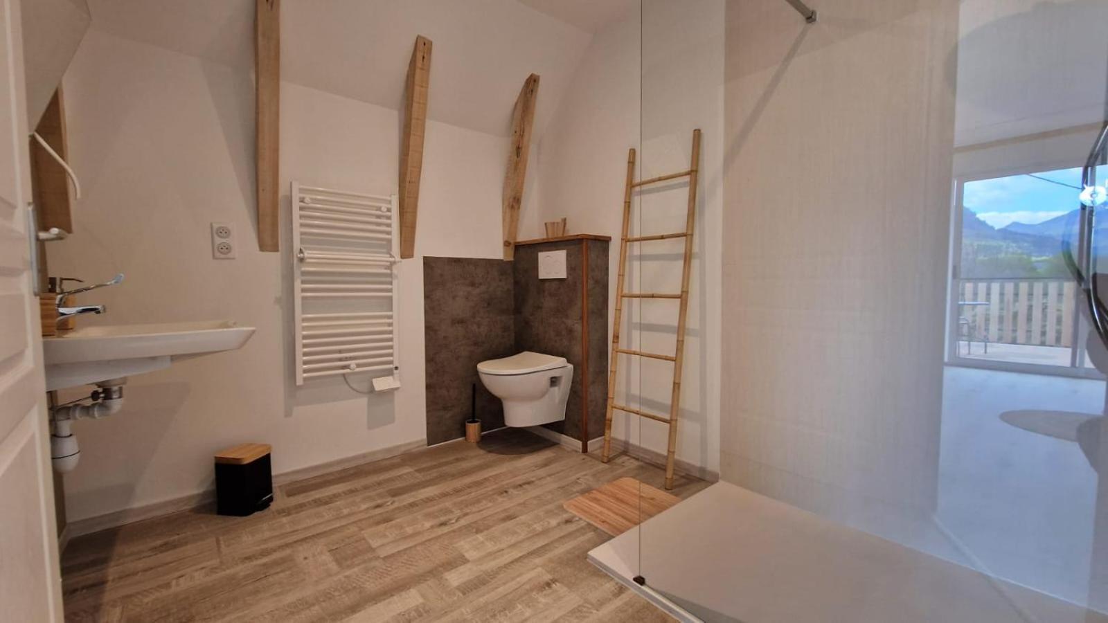 La Puy Mary Bed and Breakfast Le Falgoux Eksteriør billede